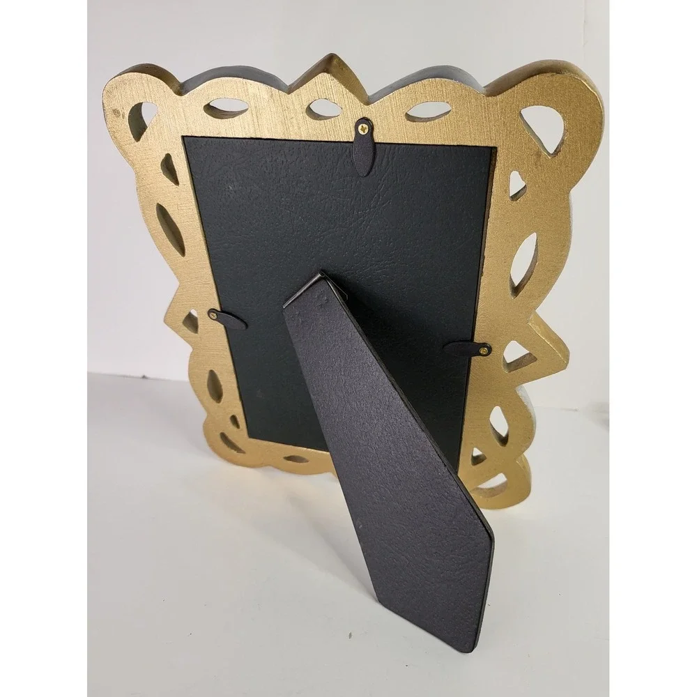 Gold and Silver Infinity Interlaced Knot Picture Frame 4x6 Tabletop Decor